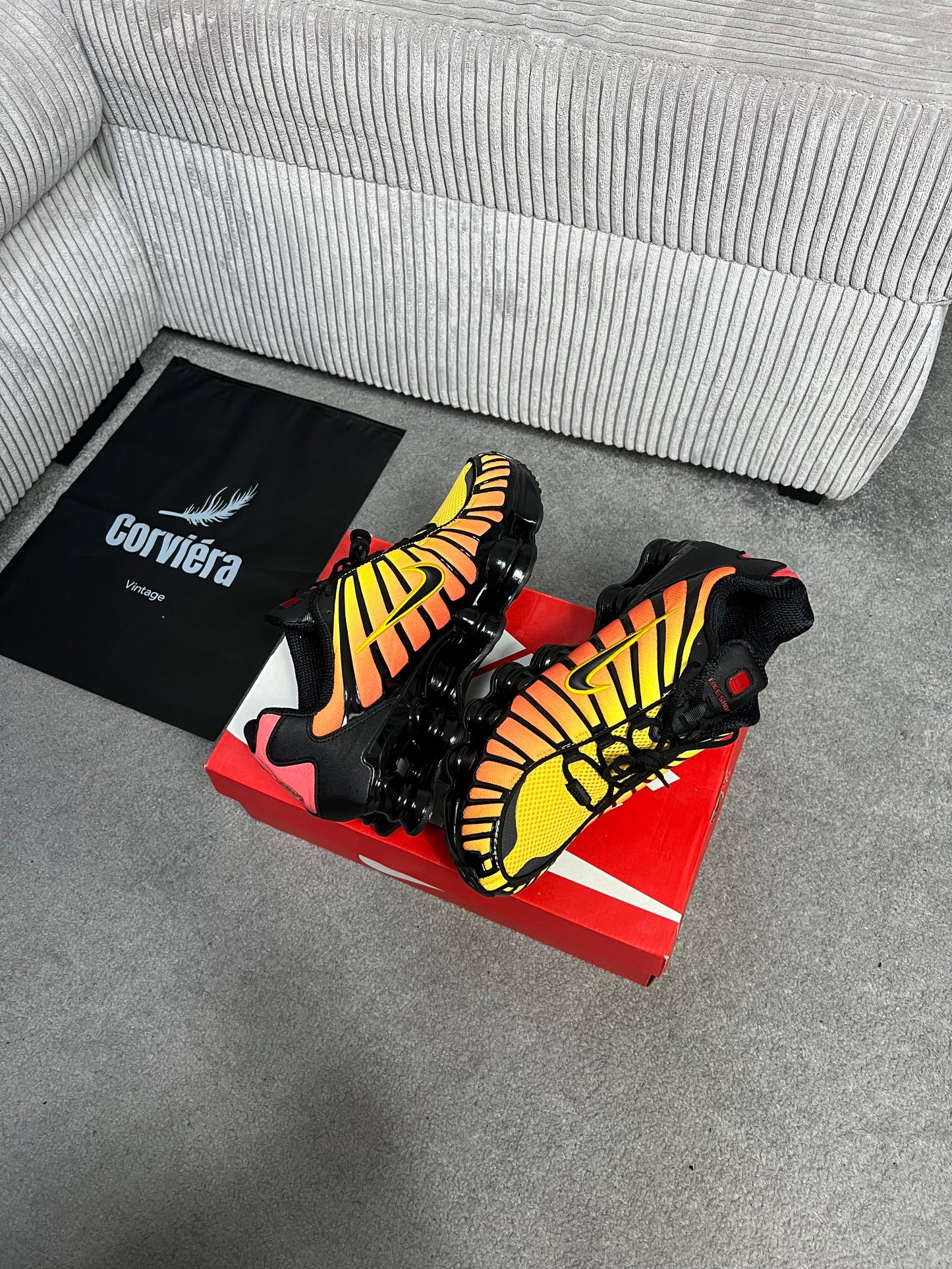 Nike Shox TL Sunshine | 44,5 |