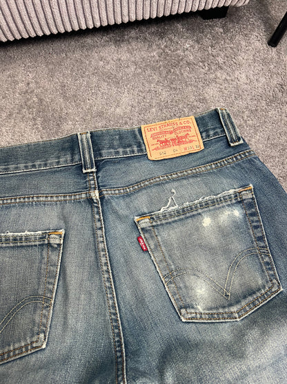 Levi’s Jeans (M)