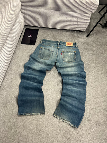 Levi’s Jeans (M)
