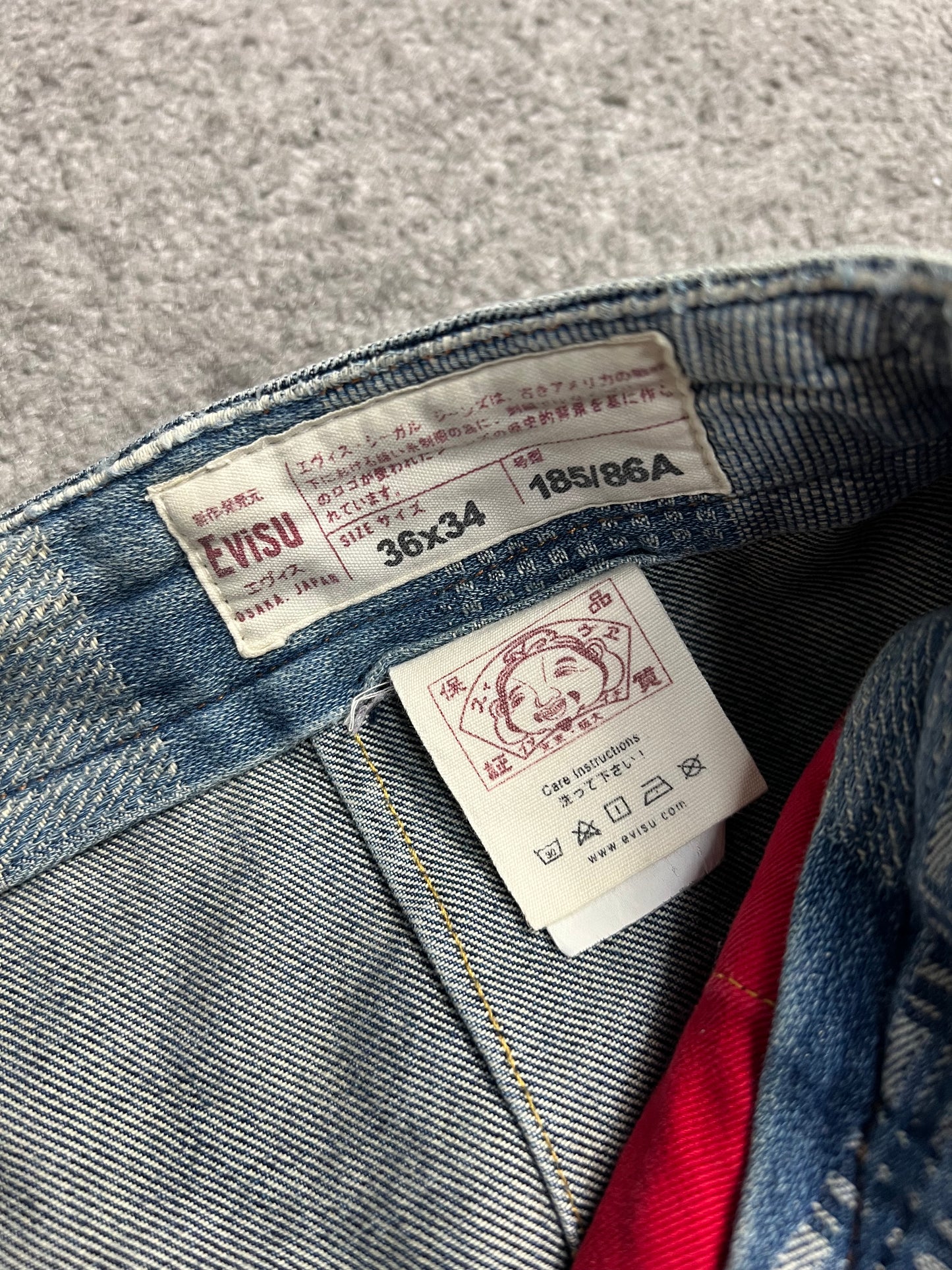 Evisu Jeans Boy (M)