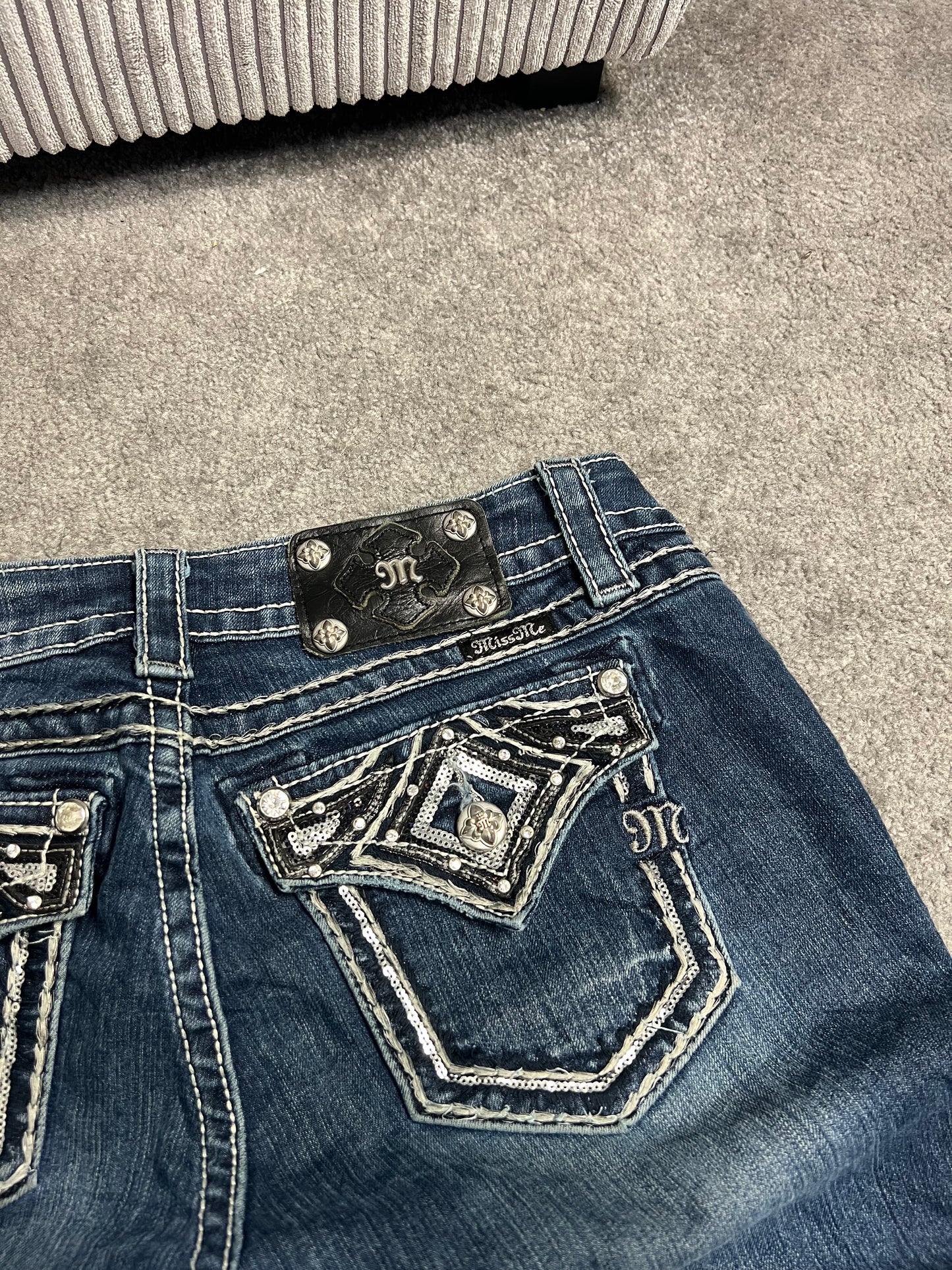 Miss Me Jeans (M)