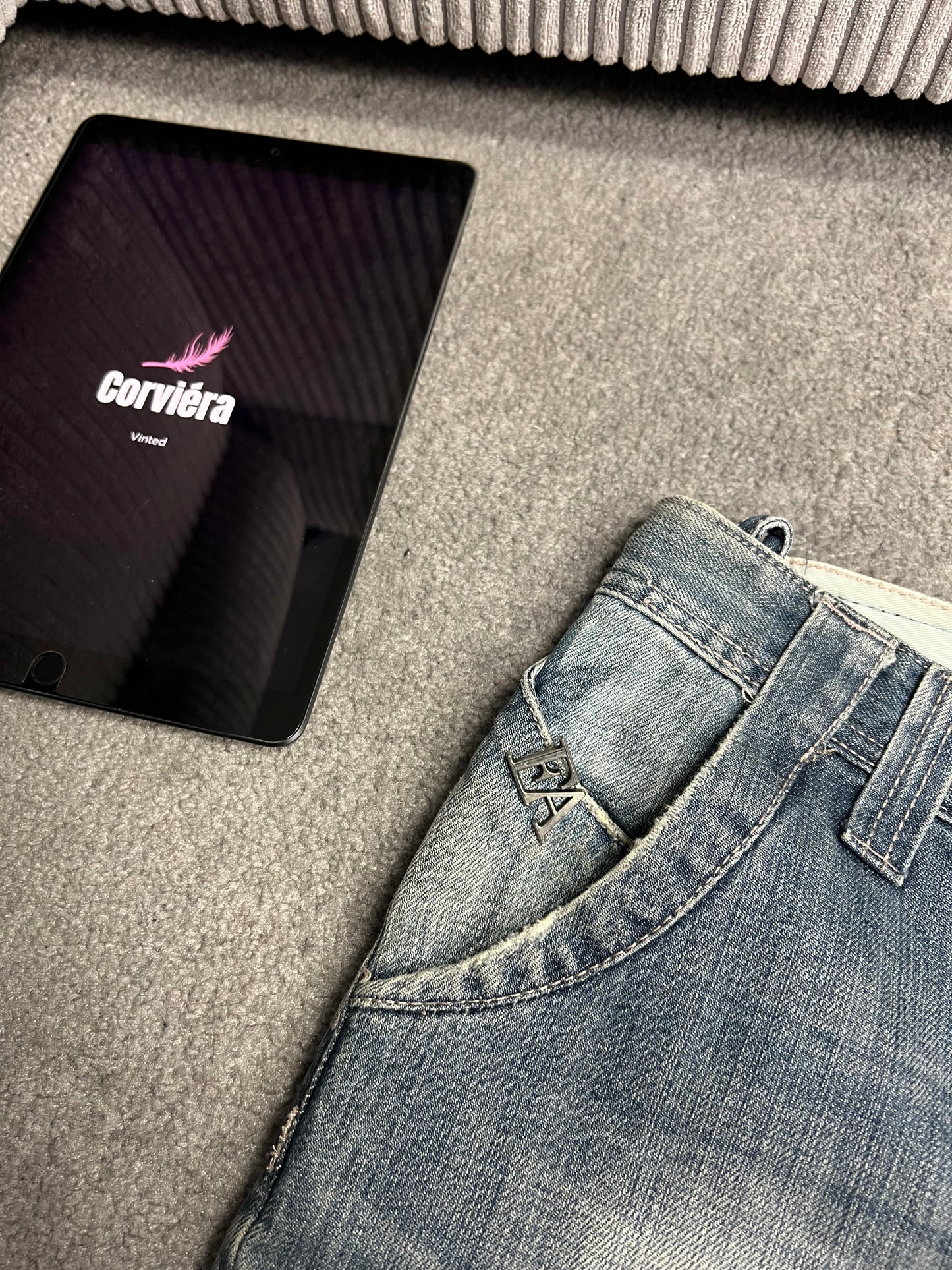 Armani Jeans (M)