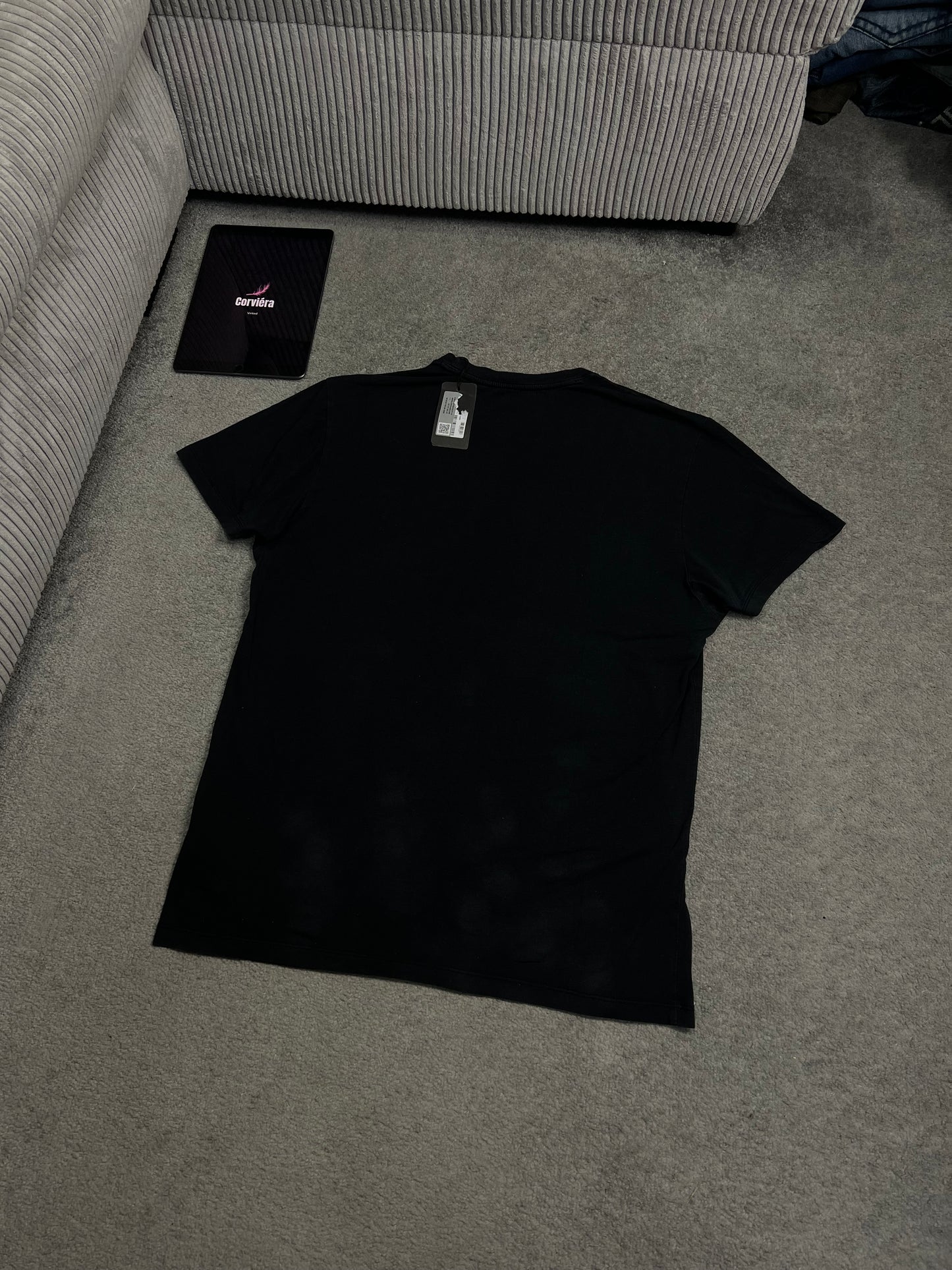 Armani T-Shirt (L)