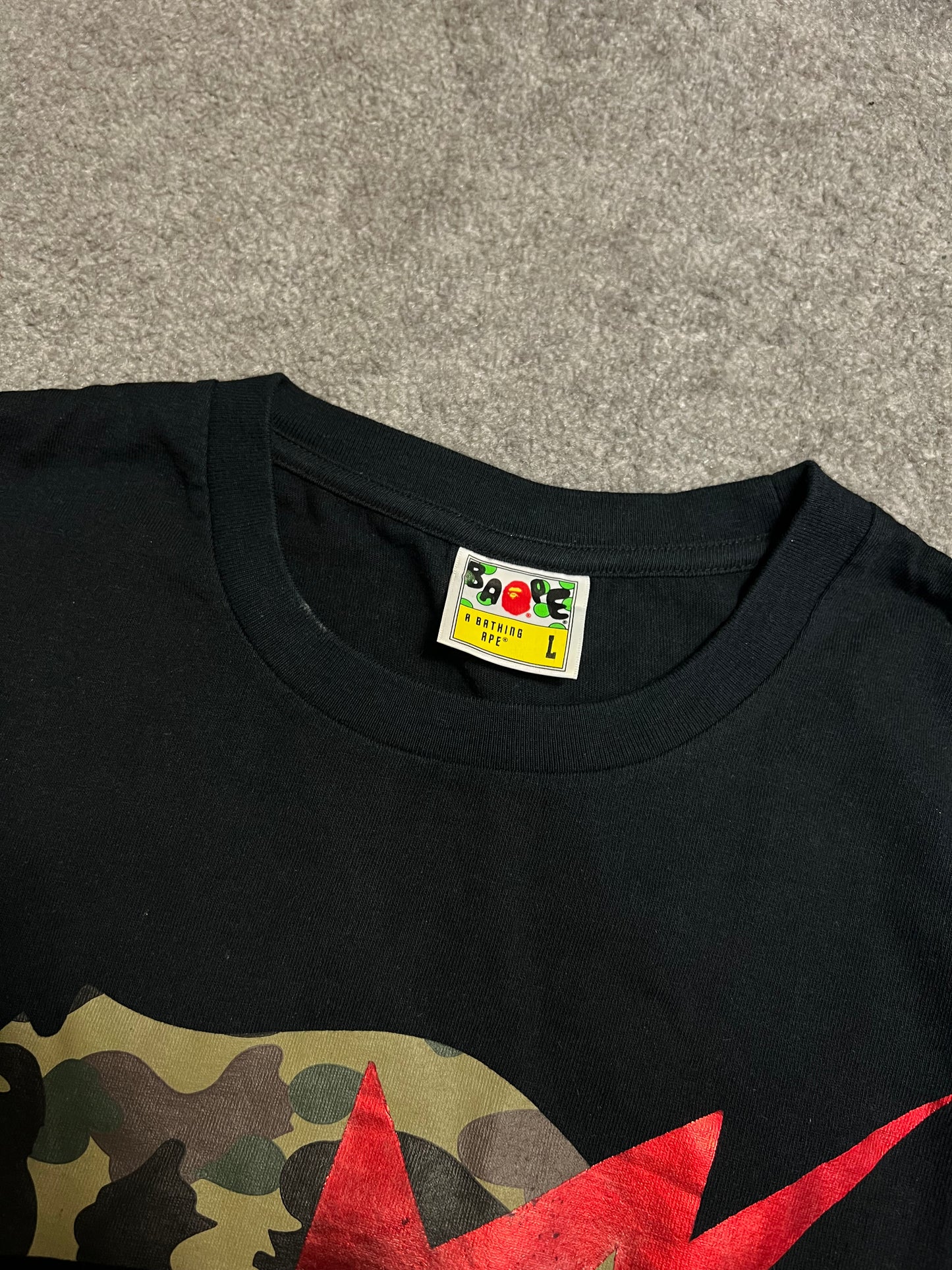 Bape T-Shirt (L)