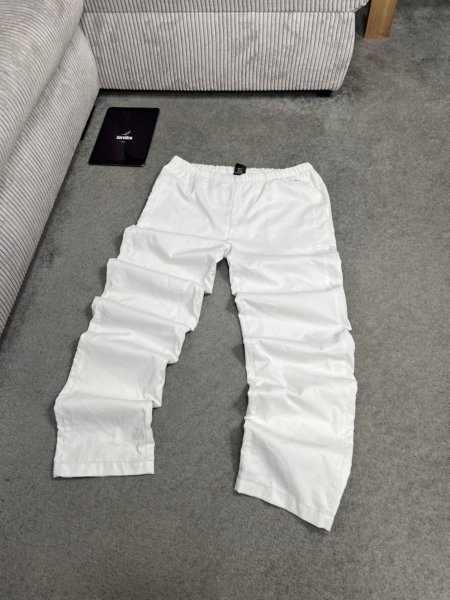 Nike Tracksuit L (Frauen)