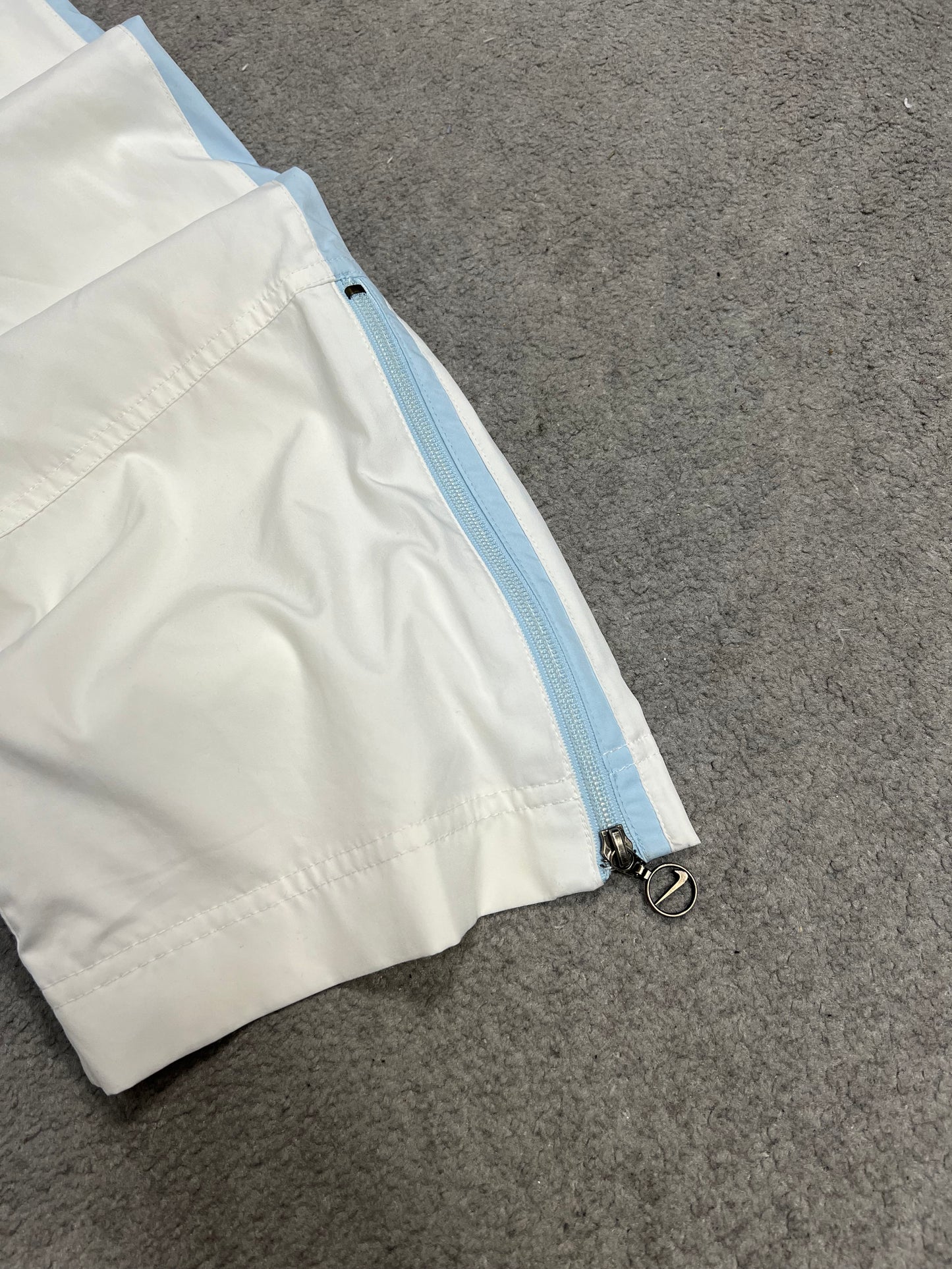 Nike Tracksuit M (Frauen)