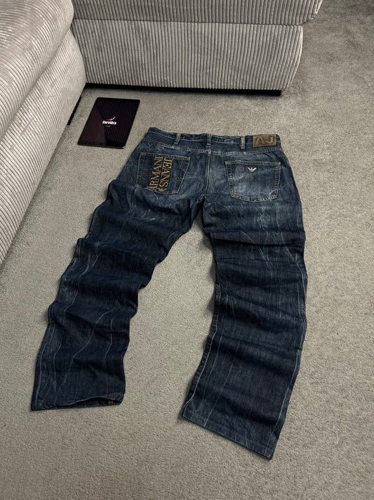 Armani Jeans Boy (M)