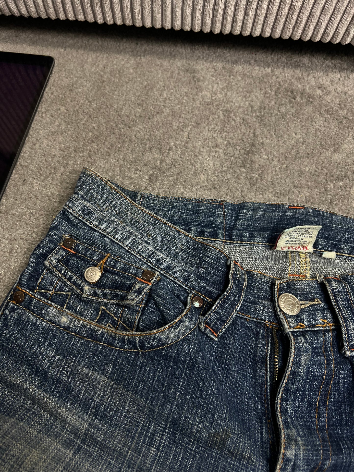 True Religion Jeans (M)