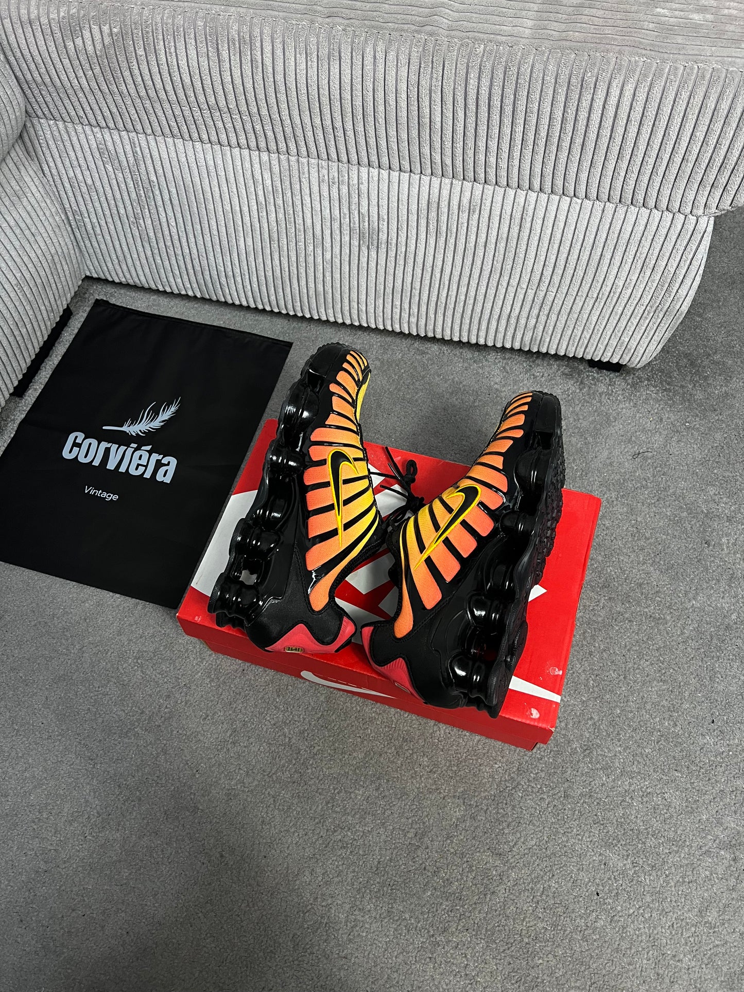 Nike Shox TL Sunshine | 45 |