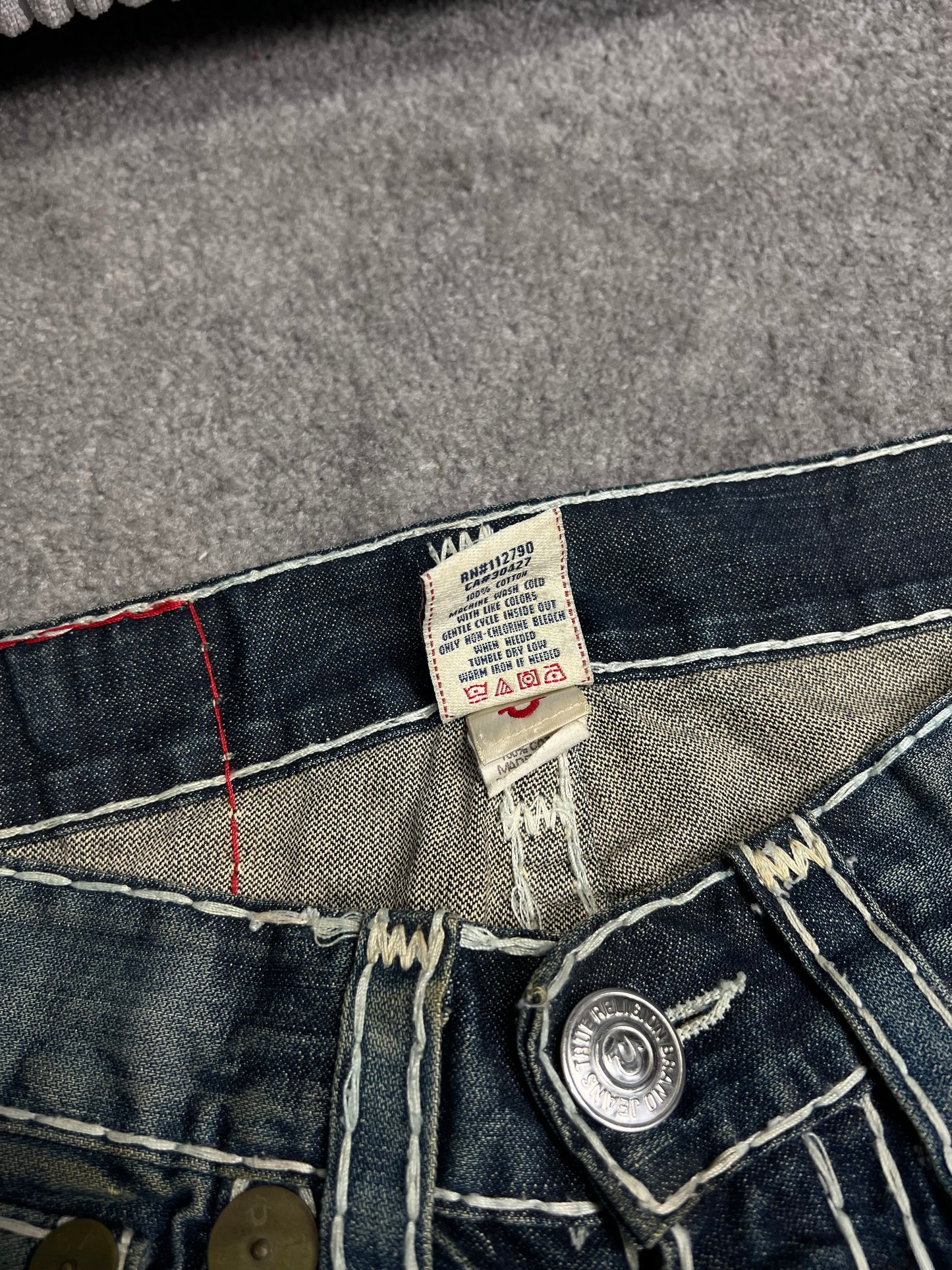 True Religion Jeans (M)