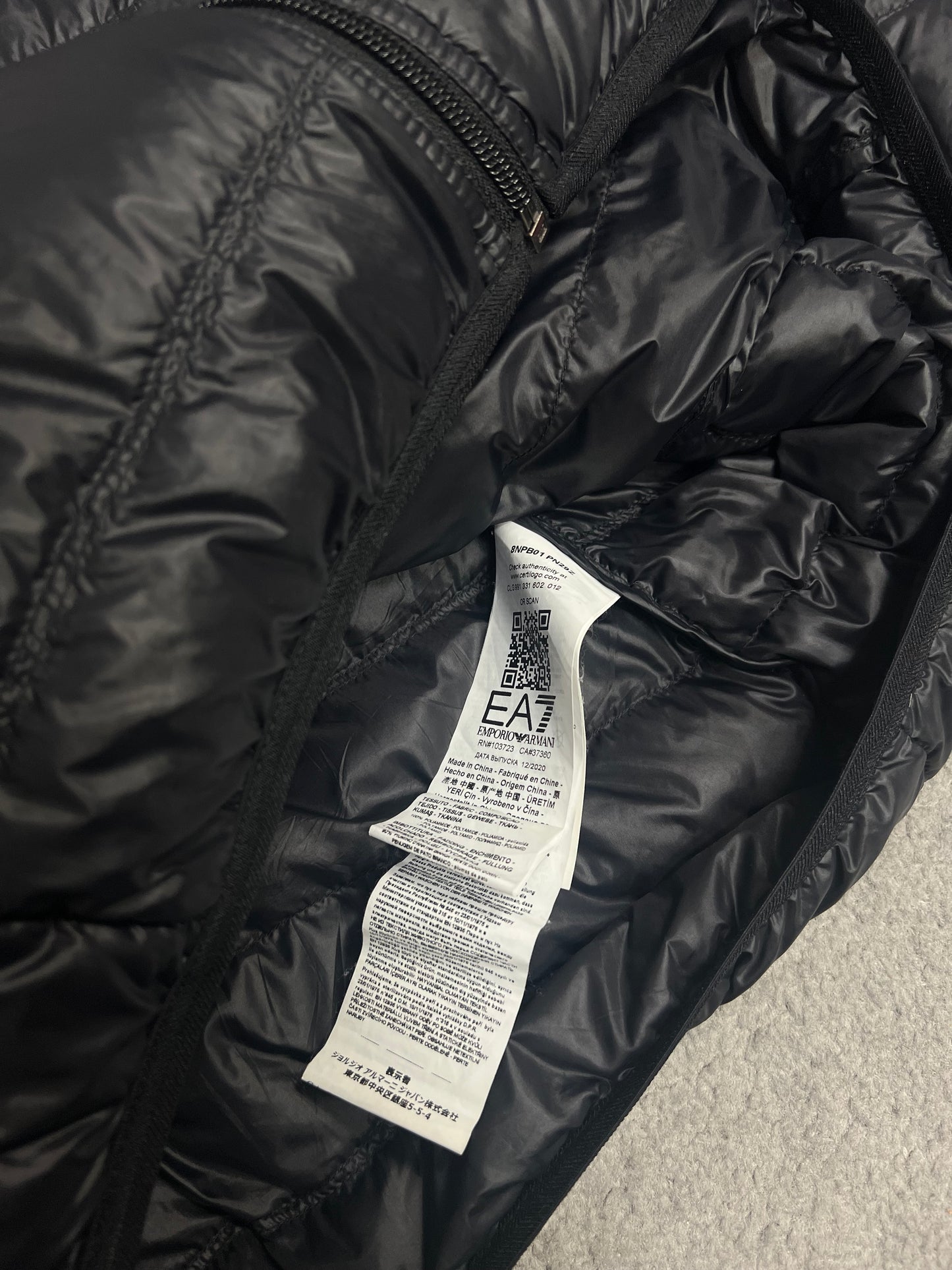 EA7 Jacke (M)