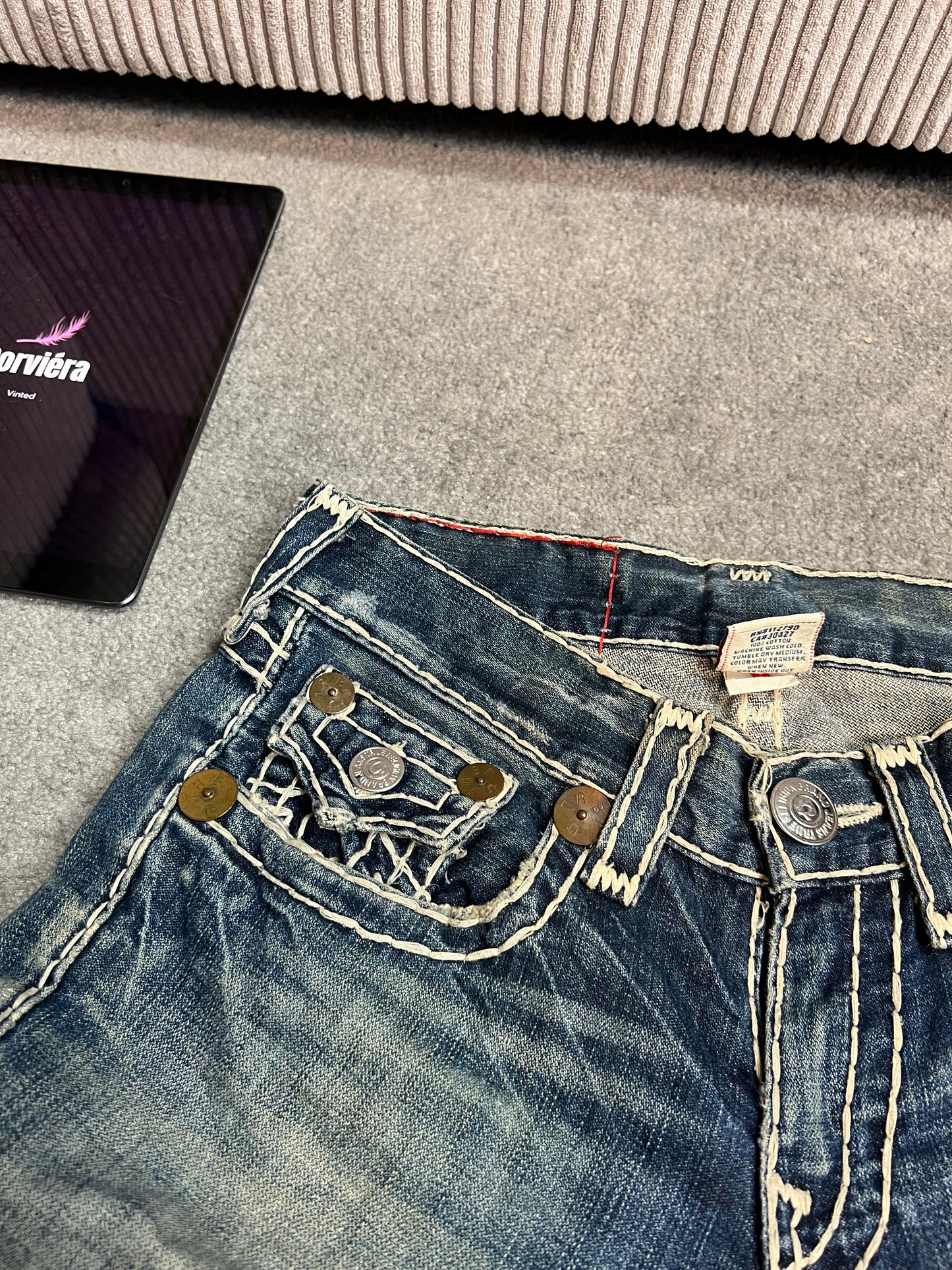 True Religion Jeans (M)